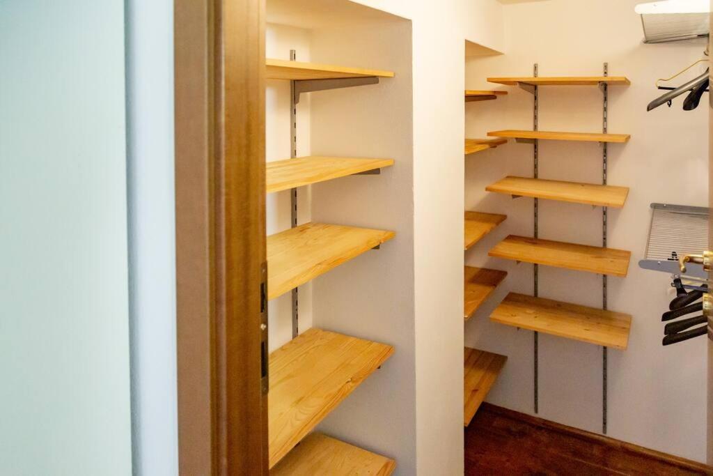 2 Min Da Porta Genova - Elegante Bilocale Apartment Milano Ngoại thất bức ảnh