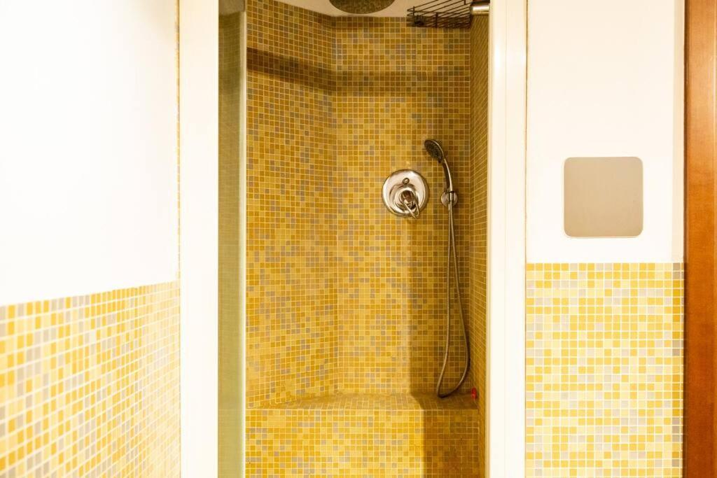 2 Min Da Porta Genova - Elegante Bilocale Apartment Milano Ngoại thất bức ảnh