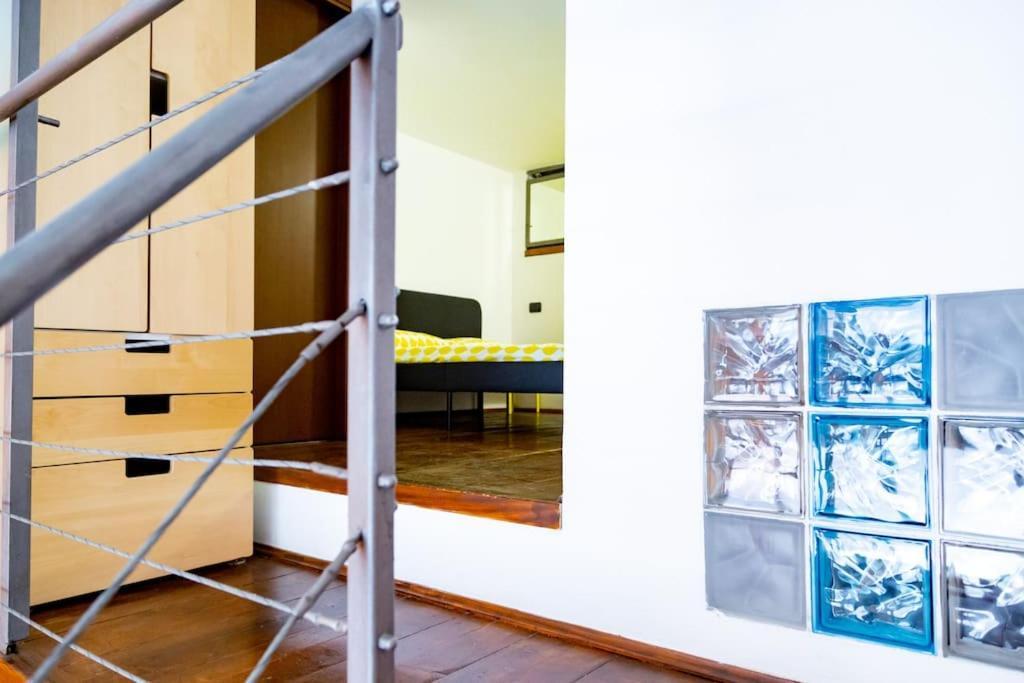 2 Min Da Porta Genova - Elegante Bilocale Apartment Milano Ngoại thất bức ảnh