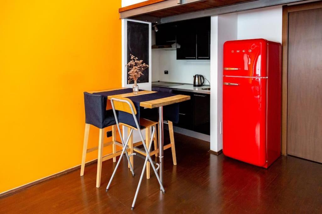 2 Min Da Porta Genova - Elegante Bilocale Apartment Milano Ngoại thất bức ảnh
