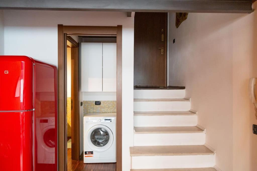 2 Min Da Porta Genova - Elegante Bilocale Apartment Milano Ngoại thất bức ảnh