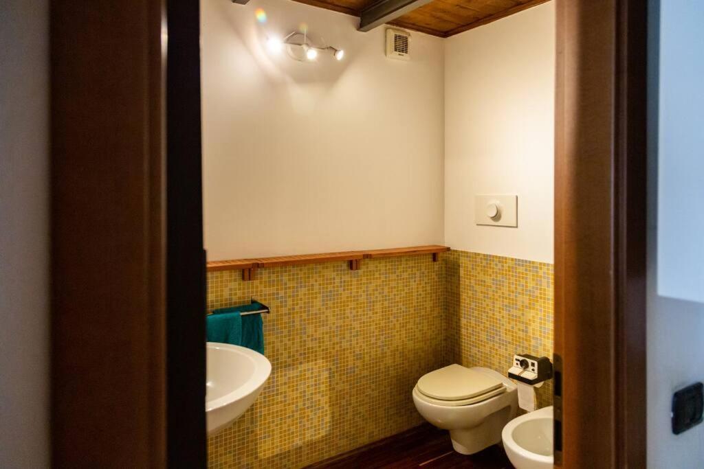 2 Min Da Porta Genova - Elegante Bilocale Apartment Milano Ngoại thất bức ảnh